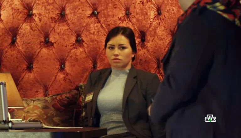 Момент из 23 серии 1 сезона