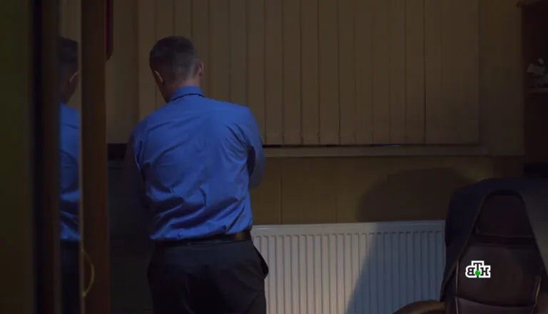 Момент из 5 серии 5 сезона